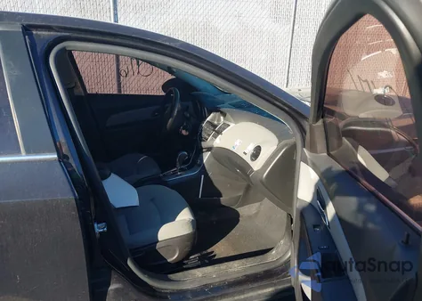 2016 Chevrolet Cruze Limited 1Lt Auto z USA, uszkodzony, nr VIN 1G1PE5SB1G7149202